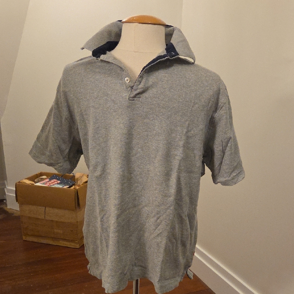 Men's Vintage Short Sleeve Gray Izod Polo Shirt Size M Blue Trim On Collar